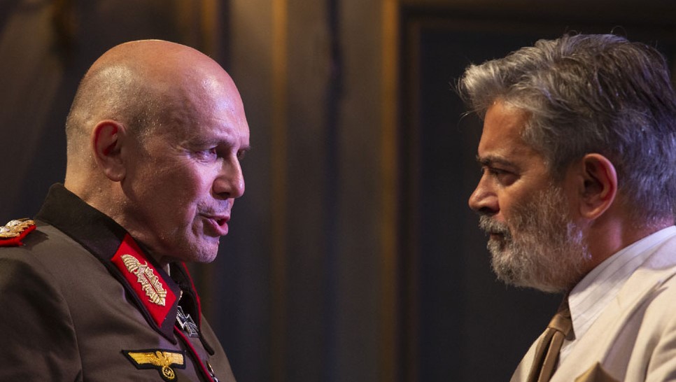 Elio De Capitani e Ferdinando Bruni in Diplomazia (© Laila Pozzo)