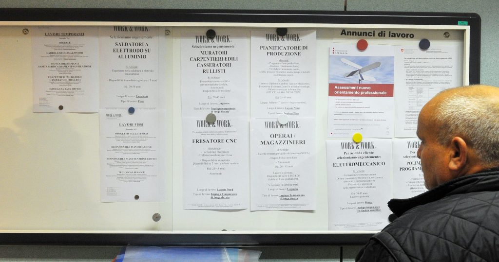 Cercare un lavoro spesso non è facile, in Ticino circa 350 disoccupati all’anno si rivolgono alla Fondazione IPT (Ti-Press)