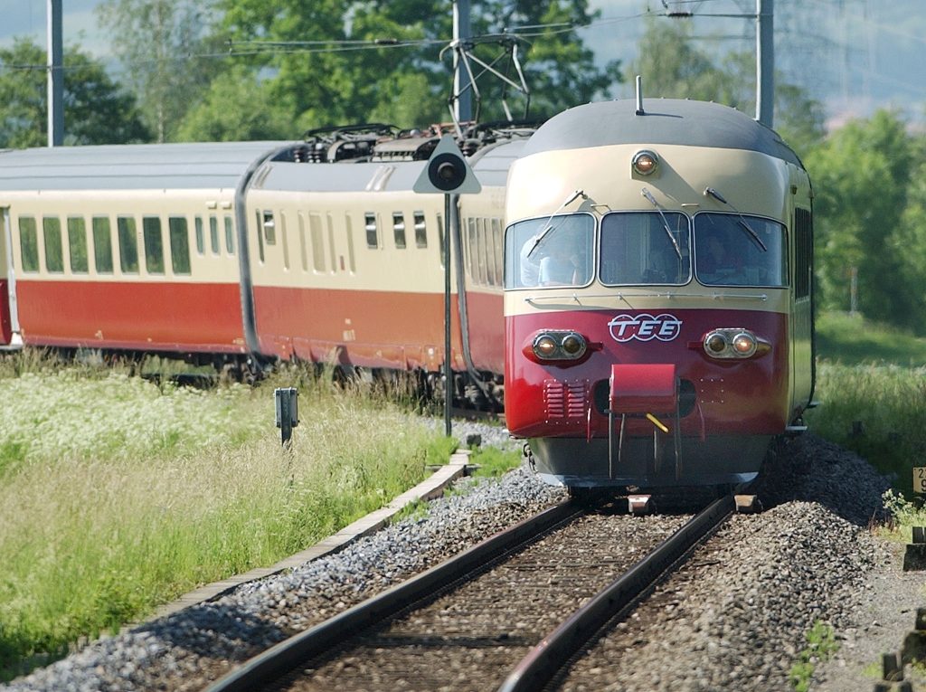 Design e comfort: il TEE collegò Milano a Zurigo per 27 anni, l’unica fermata in Ticino era Lugano (Keystone)