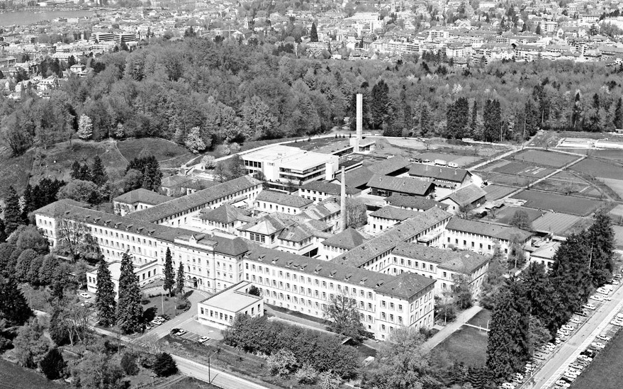 Meyer lasciò il celebre Burghölzli di Zurigo (nella foto) per affermarsi negli USA (Keystone)