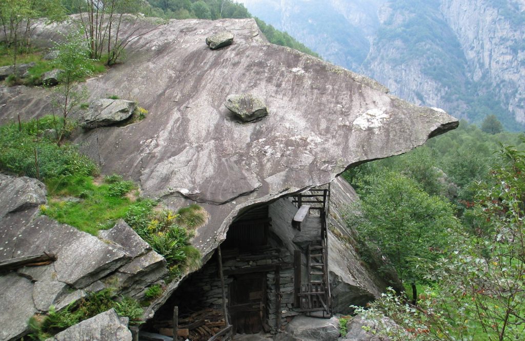 La Splüia Bèla a Puntìd (Archivio Fondazione Valle Bavona)