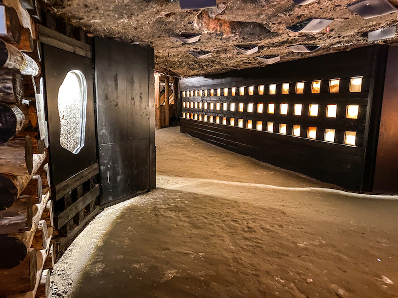 Esposizione sotterranea sui diversi tipi di sale