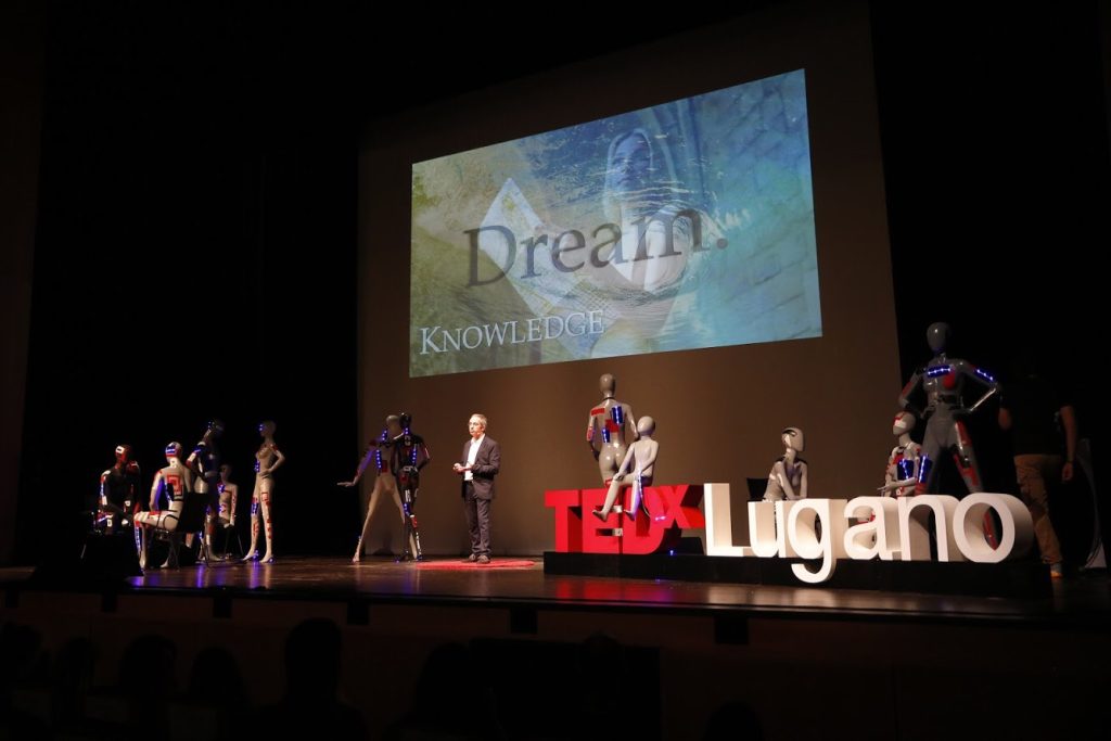 Henrique Jorge durante il suo Talk sul palco del LAC (Creative Digital)