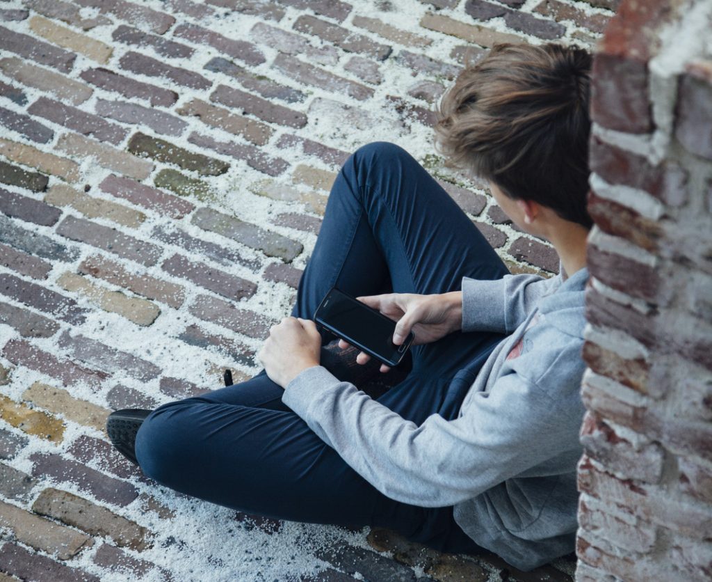 Conflitti con i genitori o con fratelli e sorelle, sono spesso queste le difficoltà alla base del malessere dei giovani (Keystone)