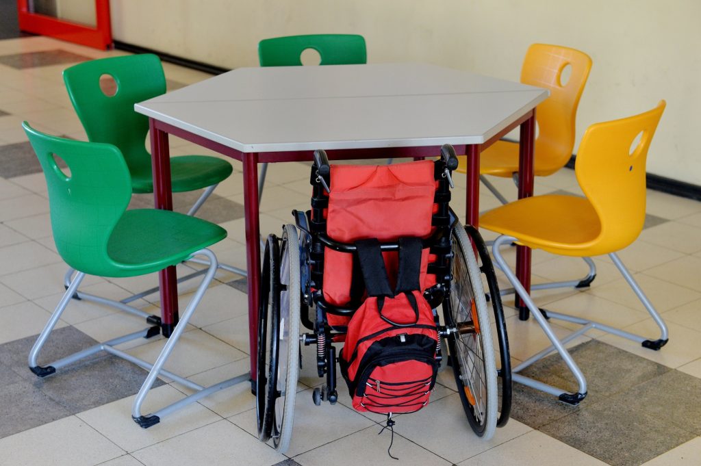 Inclusione andicap Ticino promuove un cambiamento culturale che vede la diversità come fonte di ricchezza per la società (Keystone)