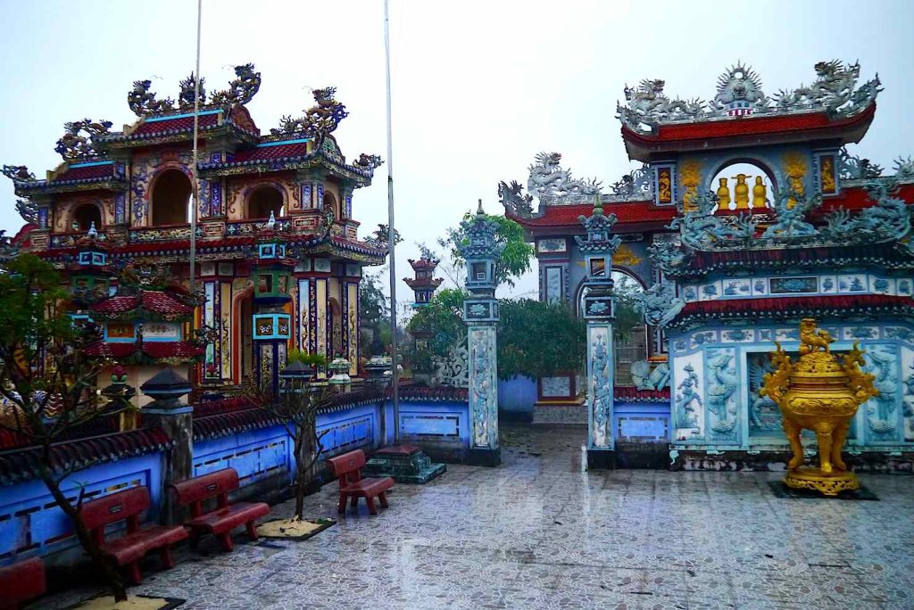 Il cortile di una tomba particolarmente ricca (Massimo Morello)