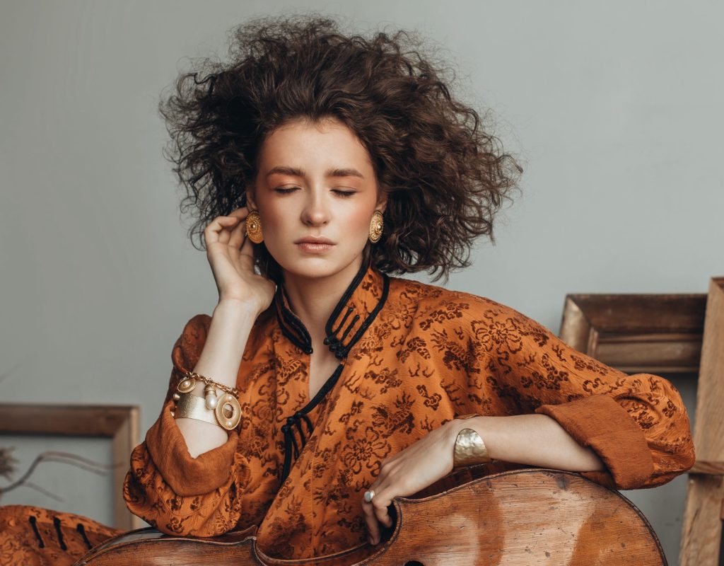 (© Julia Altukhova)