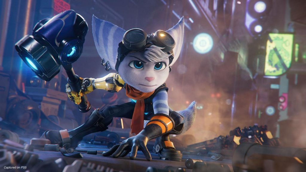 Rivet, la tenace e combattente Lombax (© 2021 Sony Interactive Entertainment)
