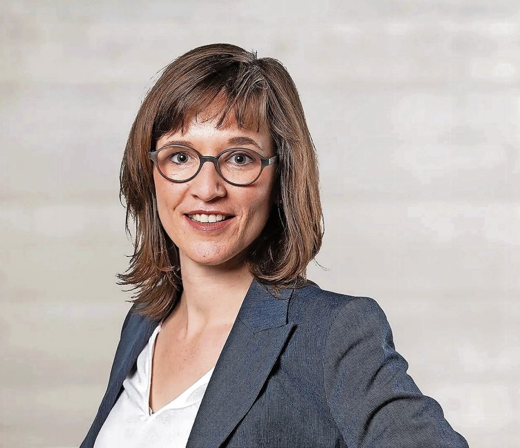 Carmelia Maissen (CGCA)