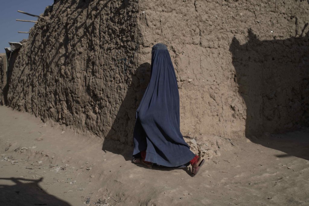 1. Il triste destino delle donne (Romenzi)