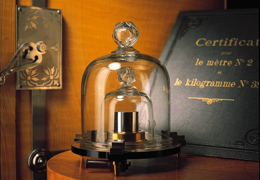 Il chilogrammo prototipo numero 38 custodito all’Istituto federale di metrologia di Wabern (METAS)