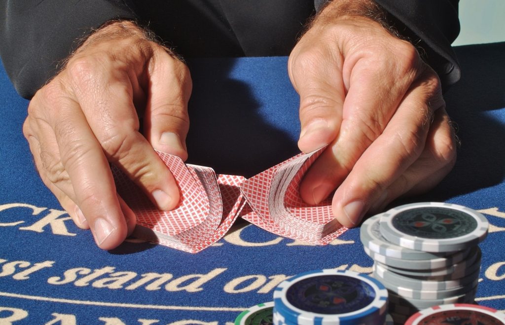 Nessuna vincita può soddisfare chi ha sviluppato dipendenza dal gioco d’azzardo, così come nessuna perdita può scoraggiarlo (Keystone)