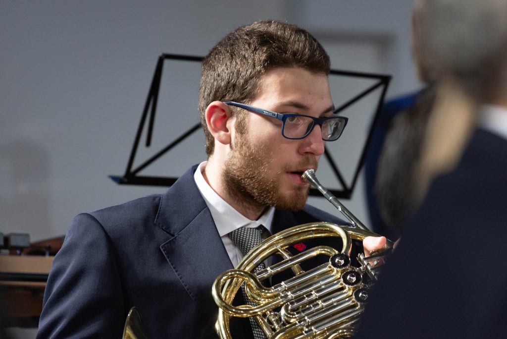 Giovane musicista a Tremona (Civica filarmonica Mendrisio)