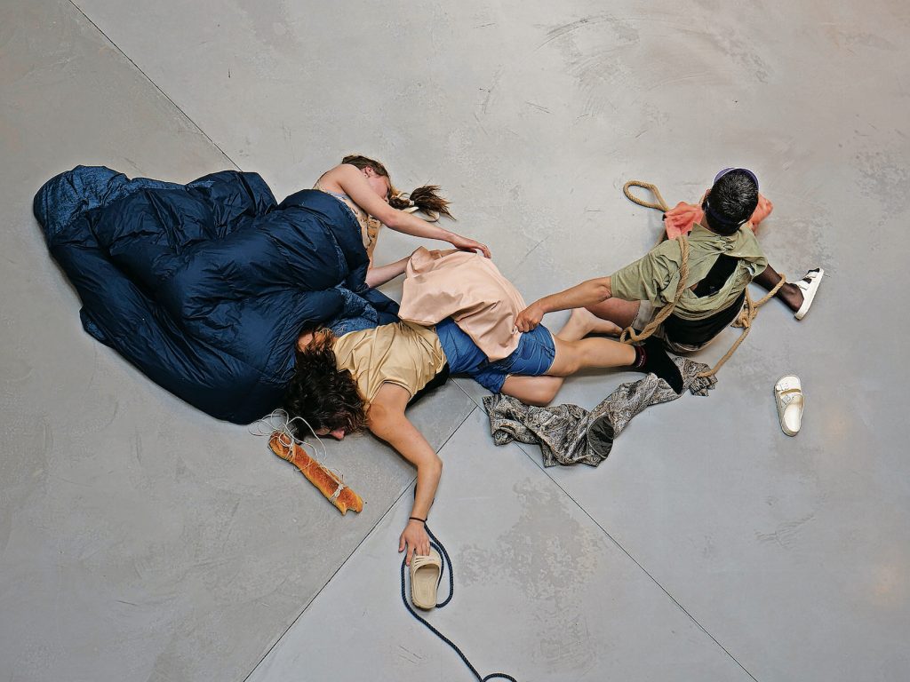 Uno scatto della performance MOLD dell’artista Sara Manente all'EPFL (Alain Herzog)