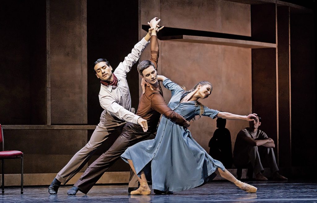 Un momento dello spettacolo. (Foto Gregory Batardon)