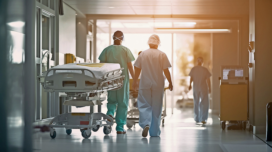 I nostri 26 cantoni e i loro 26 diversi sistemi sanitari rappresentano davvero un modello virtuoso? Oppure c’è urgente necessità di ripensare questa struttura, perlomeno per quanto riguarda le cure ospedaliere? 
(Freepik)