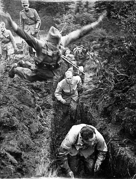 Un’esercitazione di un gruppo di soldati d’élite addestrati dal capitano Brunner (Archivio Comando Forze Speciali)