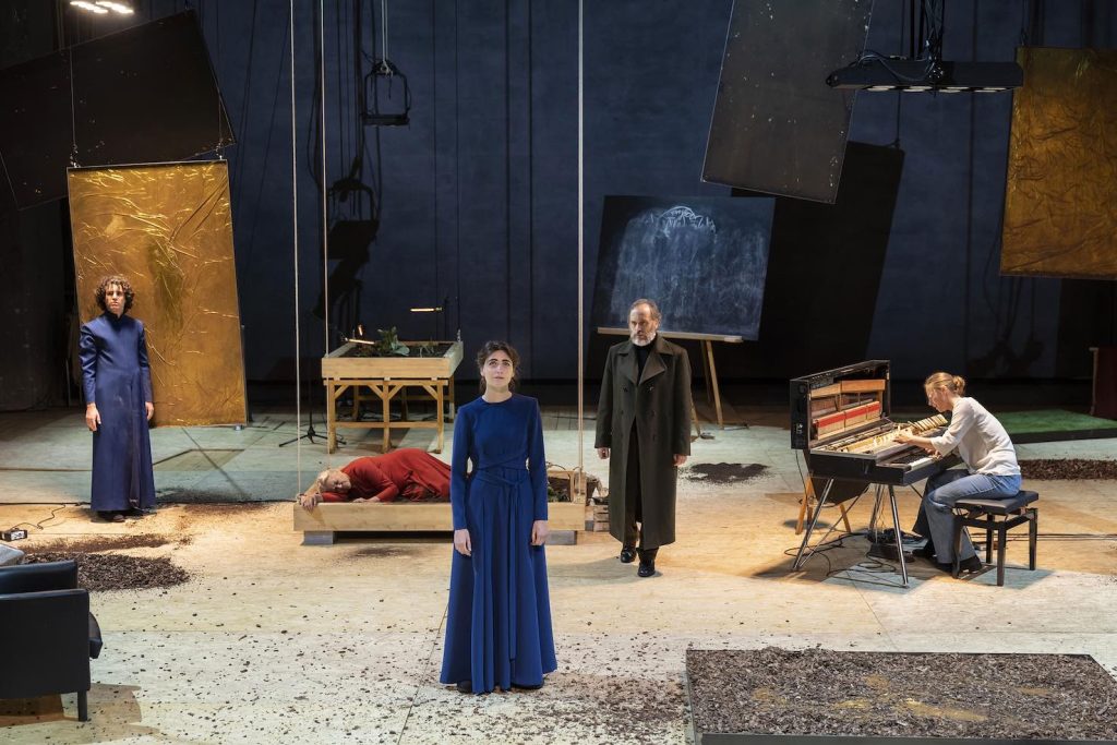 Un momento dello spettacolo (© LAC Lugano Arte e Cultura/Masiar Pasquali)