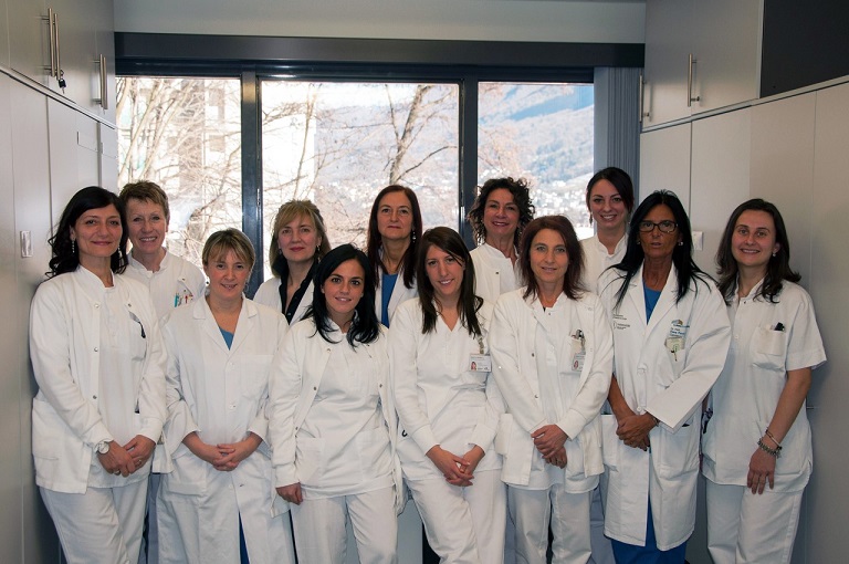 Il servizio di ricerca cardiovascolare del Cardiocentro; la dottoressa Pasotti è la seconda da destra