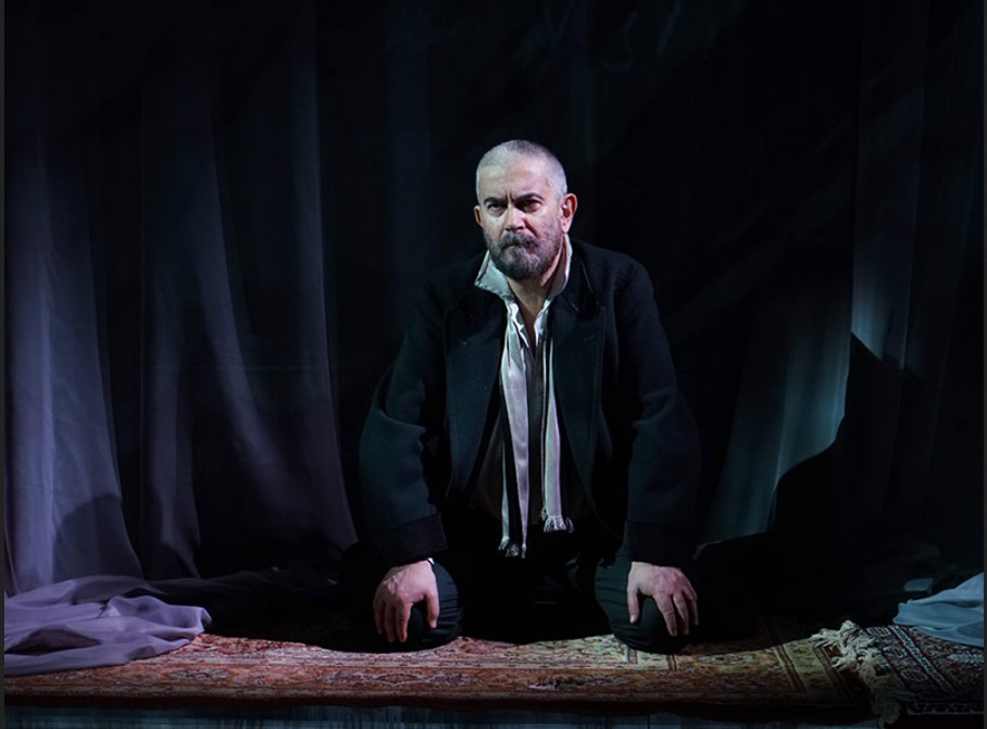 Ferdinando Bruni, una recitazione «gridata» (Laila Pozzo, elfo.org)