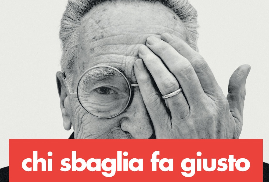 Uno dei manifesti in esposizione (chiassocultura.ch)
