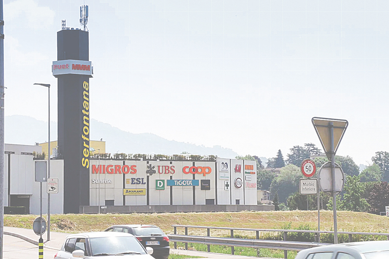 L’inconfondibile torre del Serfontana