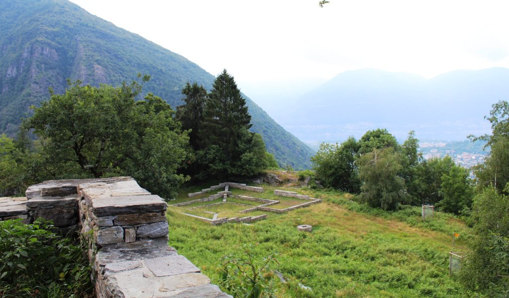 L’edificio principale ha una pianta quadrata di 22 metri di lato (E. Stampanoni)