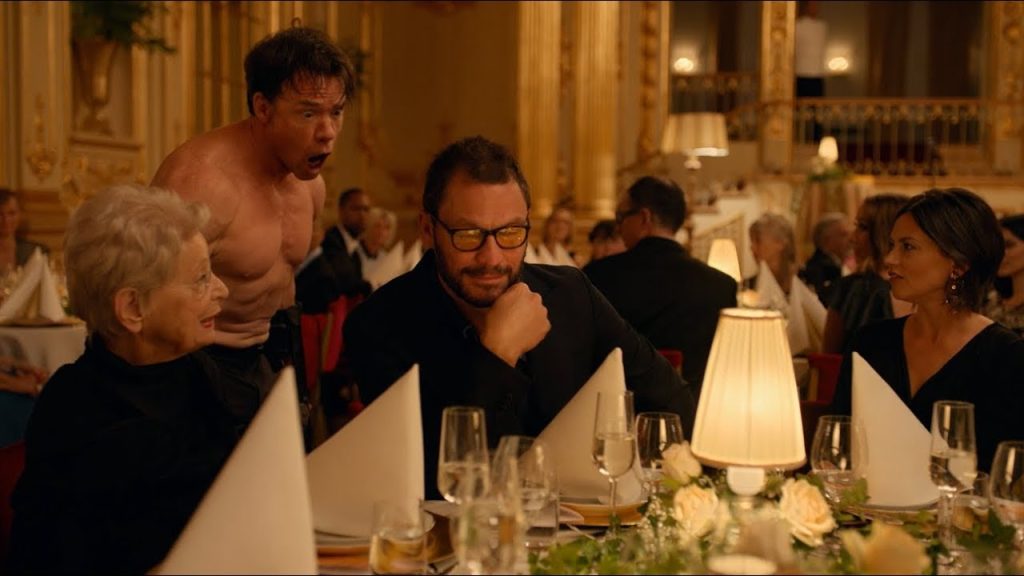 Una scena da The Square di Ruben Östlund. (youtube)