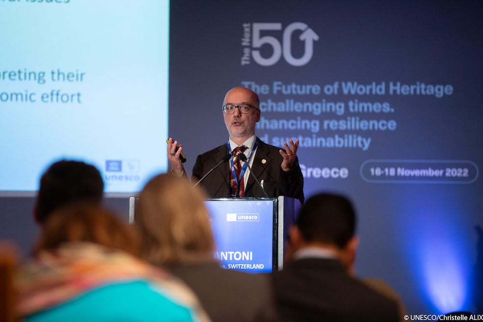 Il professor Lorenzo Cantoni in occasione della conferenza internazionale indetta a Delfi (Grecia) dal Ministero ellenico della Cultura e dello Sport e dalla Delegazione Permanente della Grecia presso l’UNESCO in collaborazione con il Centro del Patrimonio Mondiale UNESCO, svoltasi il 17-18 novembre scorso (UNESCO/Christelle ALIX)