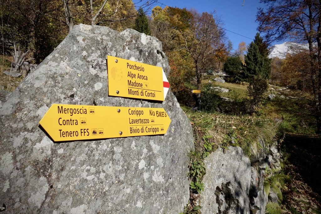 Innumerevoli sentieri percorrono la montagna