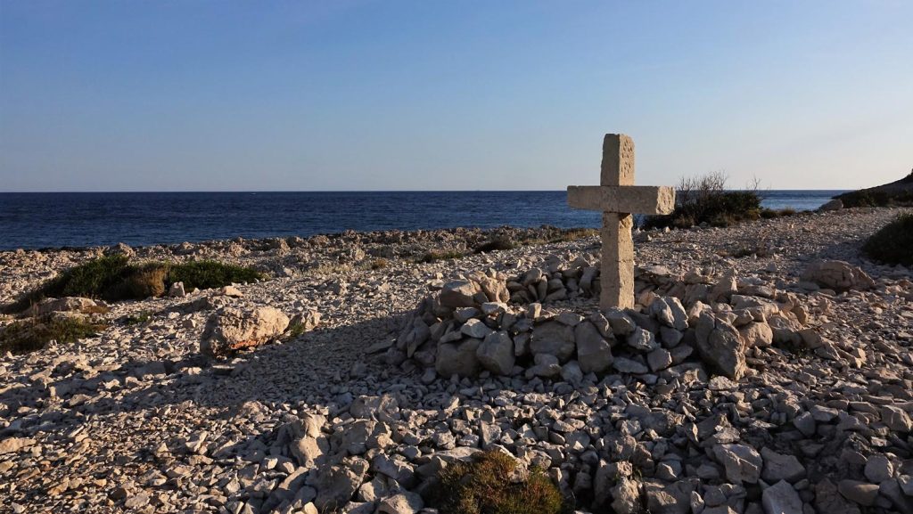 Cercando sentieri a Lastovo