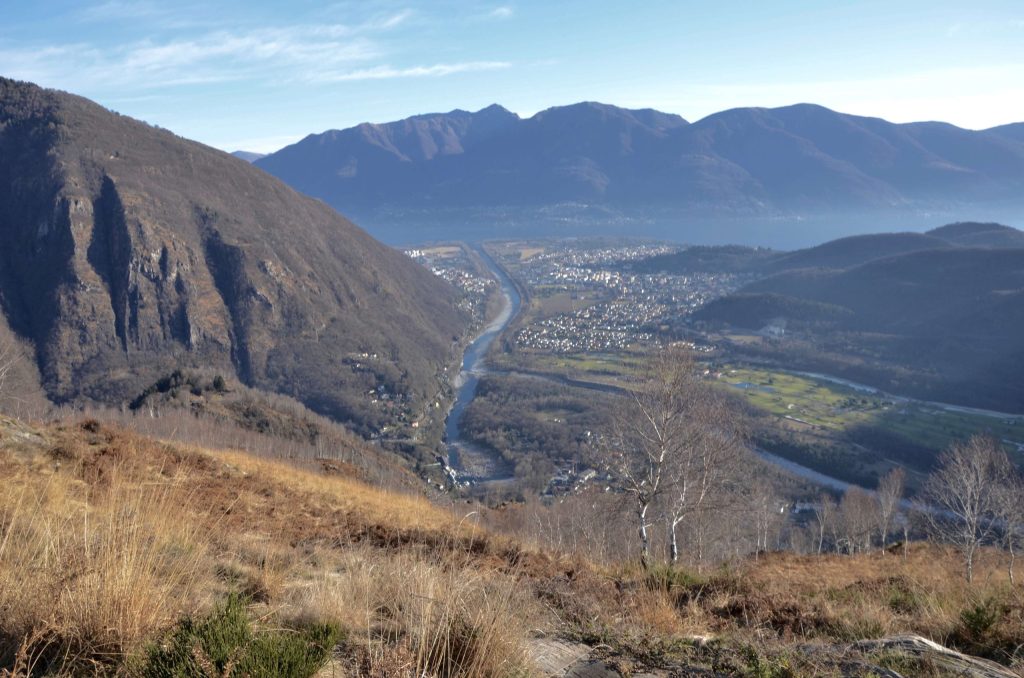 Vista dalla Colma sul delta della Maggia