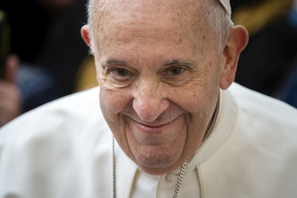 Per Bergoglio l’attività sportiva è uno stimolo all’impegno personale (Marka)