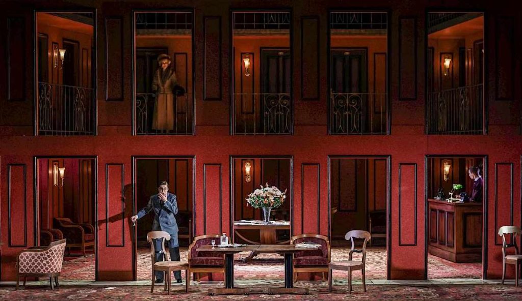 Valentina Farcas e Julia Kleiter (Arabella) (Toni Suter)