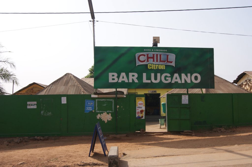 Il bar Lugano di Ayomé