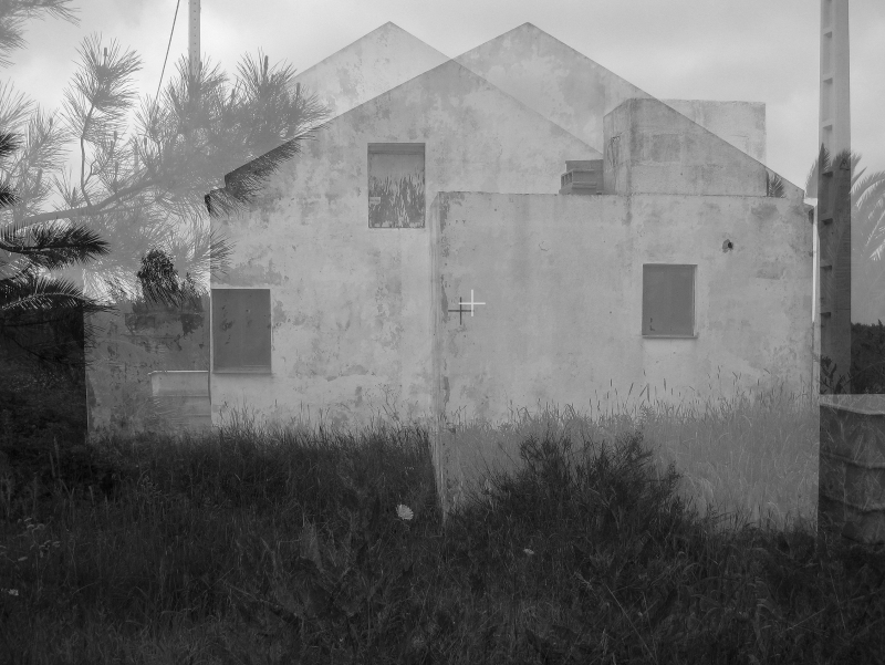 Una delle suggestive opere in mostra