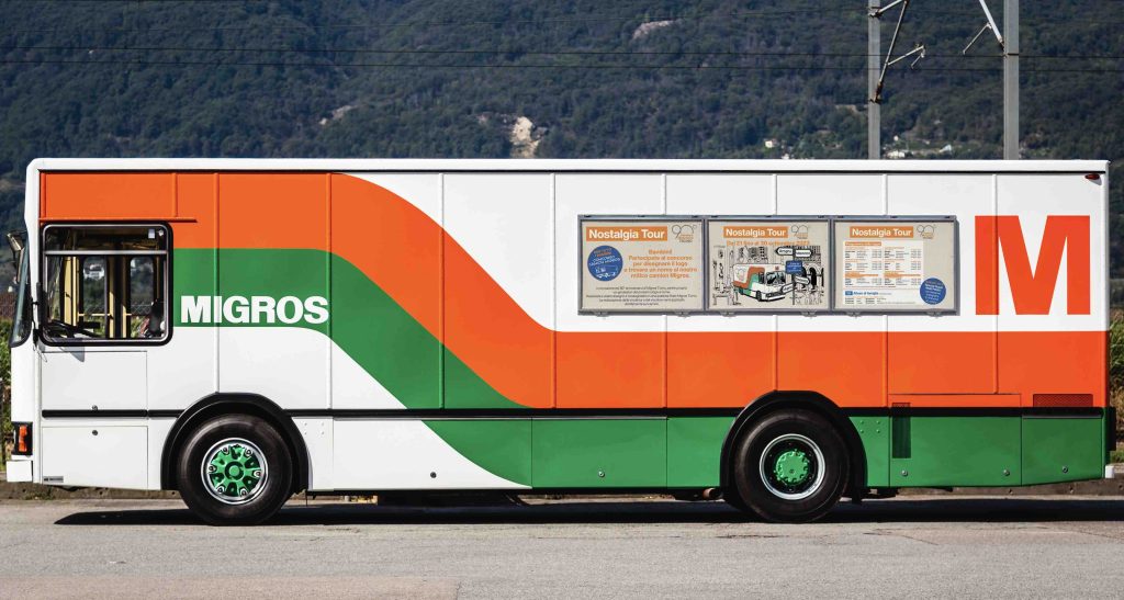 Lo storico camion della Migros sarà sulle strade ticinesi il 21,22,23,28, 29 e 30 settembre (foto Oleg Magni)