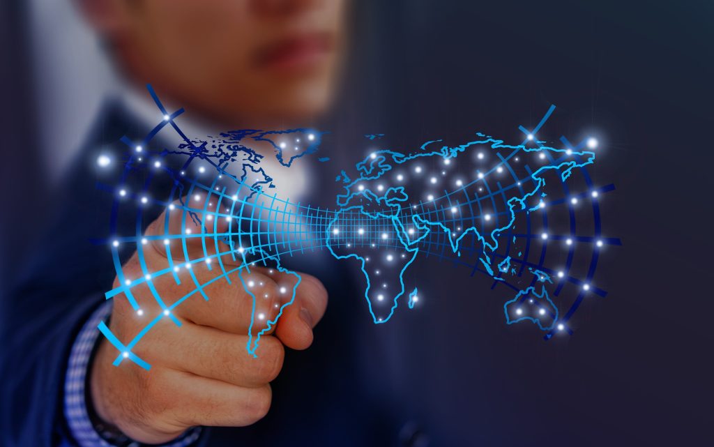 Il cervello va allenato. Se depositato all’ingresso della sala macchine elettroniche si atrofizza (Pixabay)