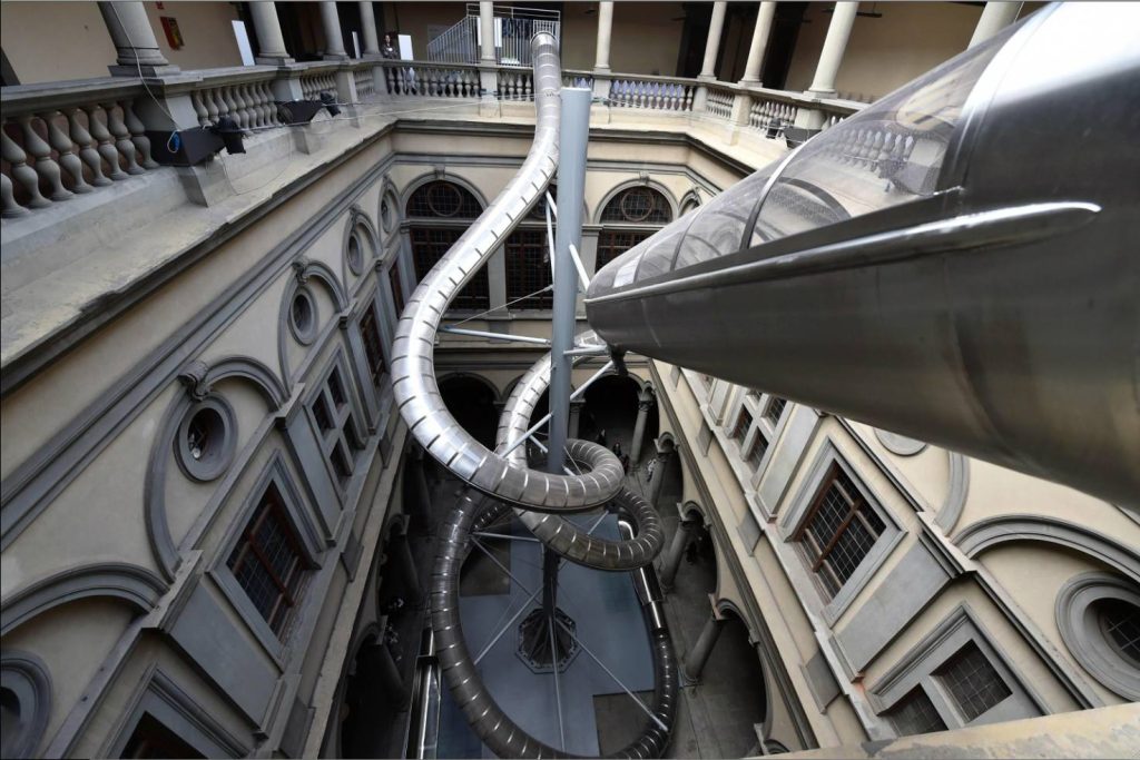 L’installazione artistico-scientifica presente a Palazzo Strozzi (Keystone)