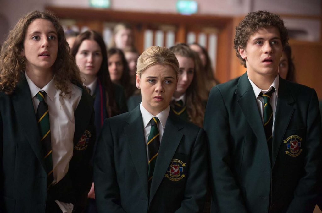 Louisa Harland, Saoirse Jackson, e Dylan Llewellyn, protagonisti di <i>Derry Girls</i> (Keystone)