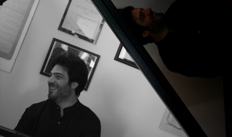 Davide Crespi è attivo come insegnante e concertista