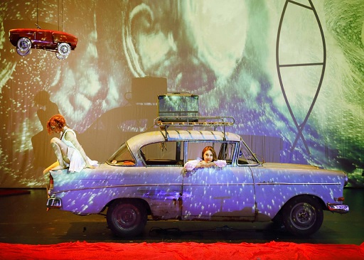 Nostalgia ed emozione con il Luna Park di Daniele Finzi Pasca (Viviana Cangialosi)