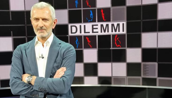 Gianrico Carofiglio è il protagonista di Dilemmi (rai.it)