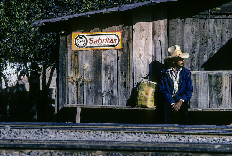Isolati nel remoto paesaggio della formidabile valle del rame, vivono più di 50mila Tarahumara, popolo indiano più numeroso del Messico settentrionale