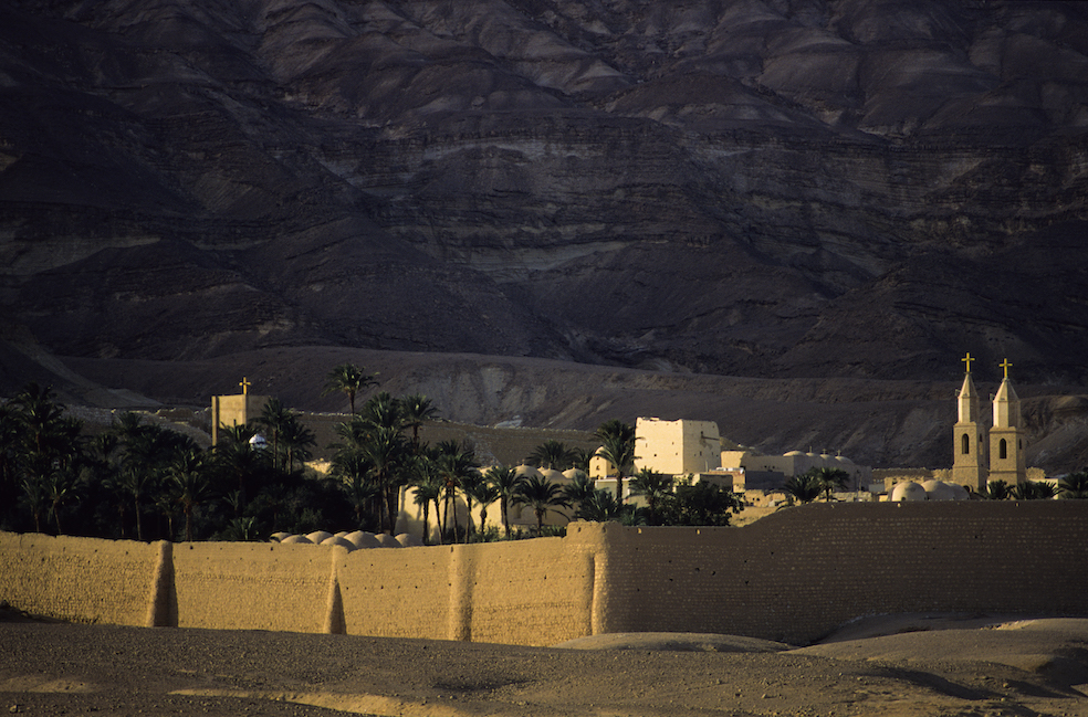 Il monastero copto di Sant’Antonio è il più antico e il più grande dei monasteri copti, fondato nel IV secolo dai discepoli di Sant'Antonio