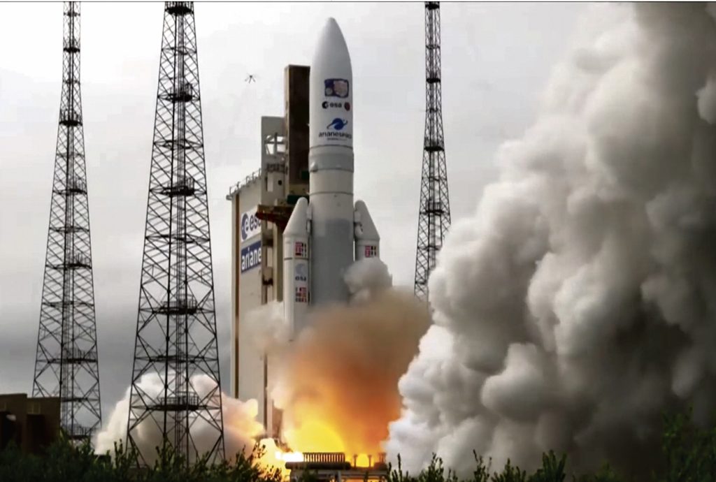 L’ESA lavora a nuovi lanciatori. Nell’immagine: un razzo Ariane nello spazioporto europeo nella Guyana francese, aprile 2023 (Keystone)