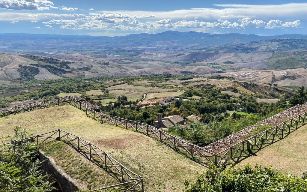 Vista di Radicofani e della campagna circostante dalla fortezza (Simona Dalla Valle)