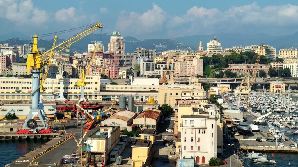 Il porto di Genova, cruciale per la Via della Seta (Marka)