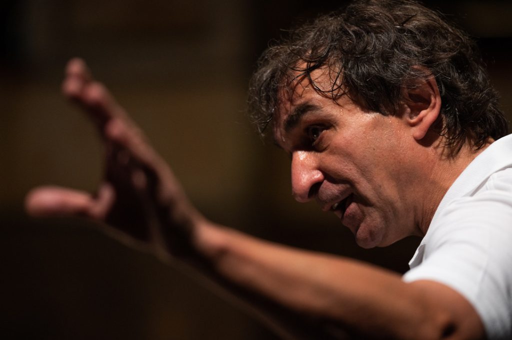 Marco Armiliato in azione (© Teatro dell'Opera)