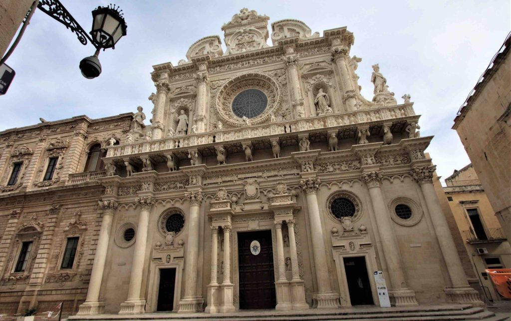 Facciata della Basilica di Santa Croce (Stiano)